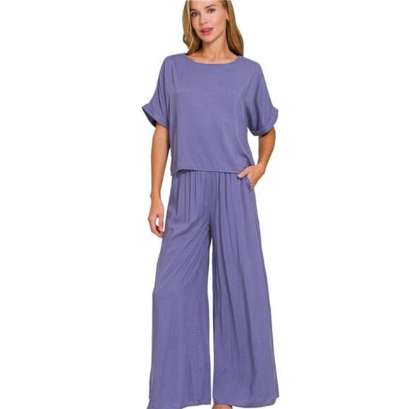 NWT Zenana Round Neck T-Shirt and Wide Leg Pants Set - Picture 1 of 3